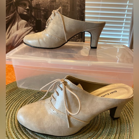 Bone colored mule heels, size 5 - Picture 1 of 9
